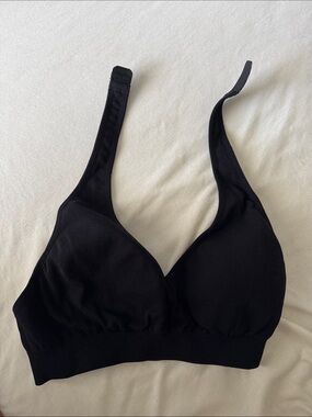 Aurola sports bra